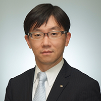 西川　拓