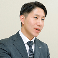 西岡　伸