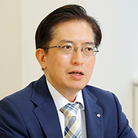 小髙　貴久