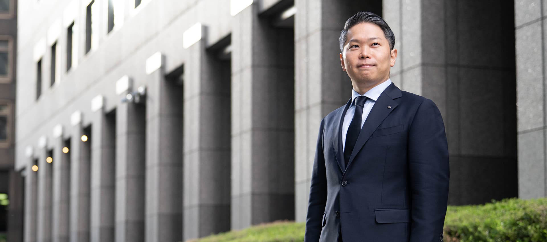 神谷 尋峰 プライベート・バンキング部 プライベート・バンキング課 課長