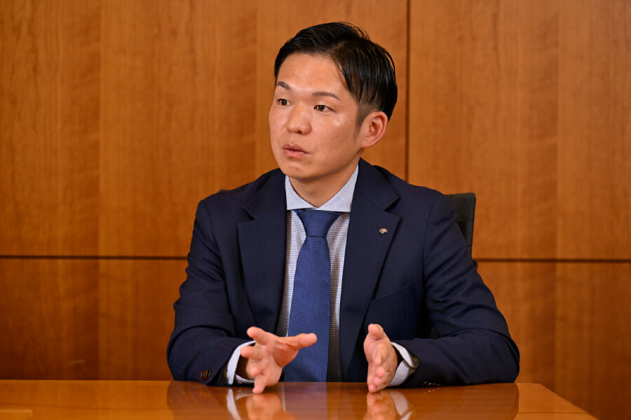 山本 侑 ウェルス・マネジメント課長