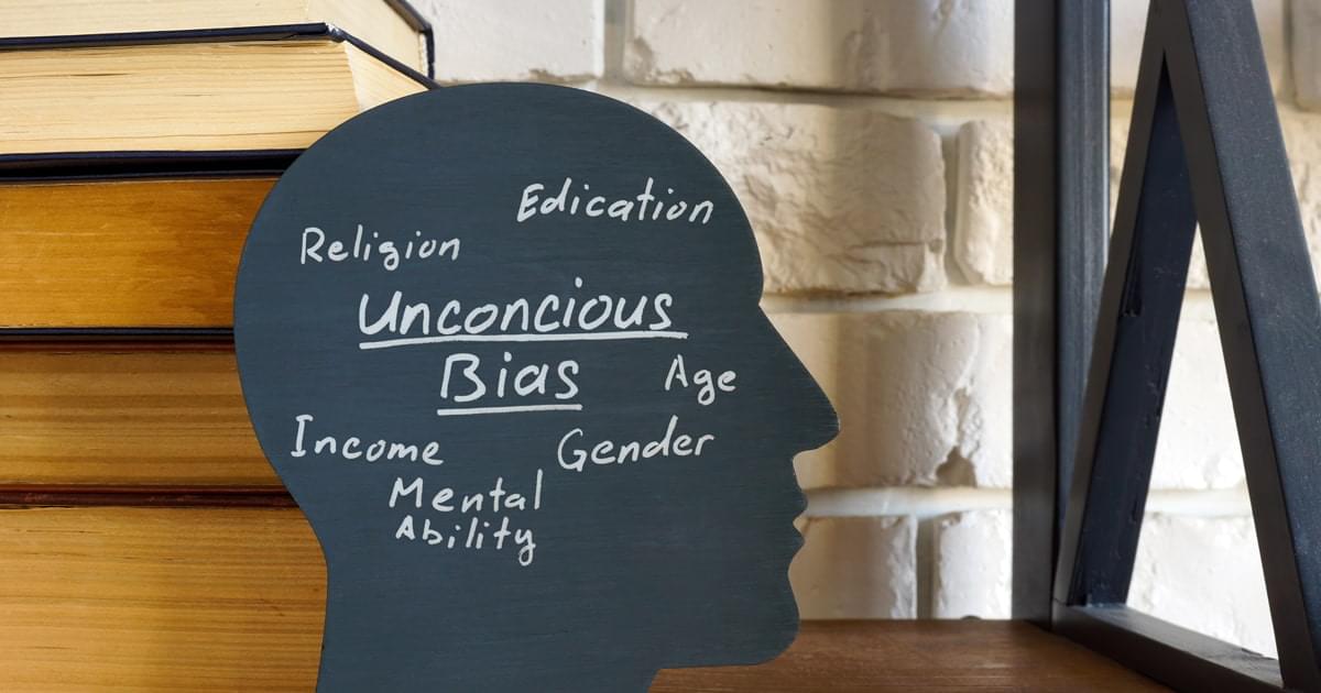 ナルシスト的な行動はどのような影響を及ぼしますか?