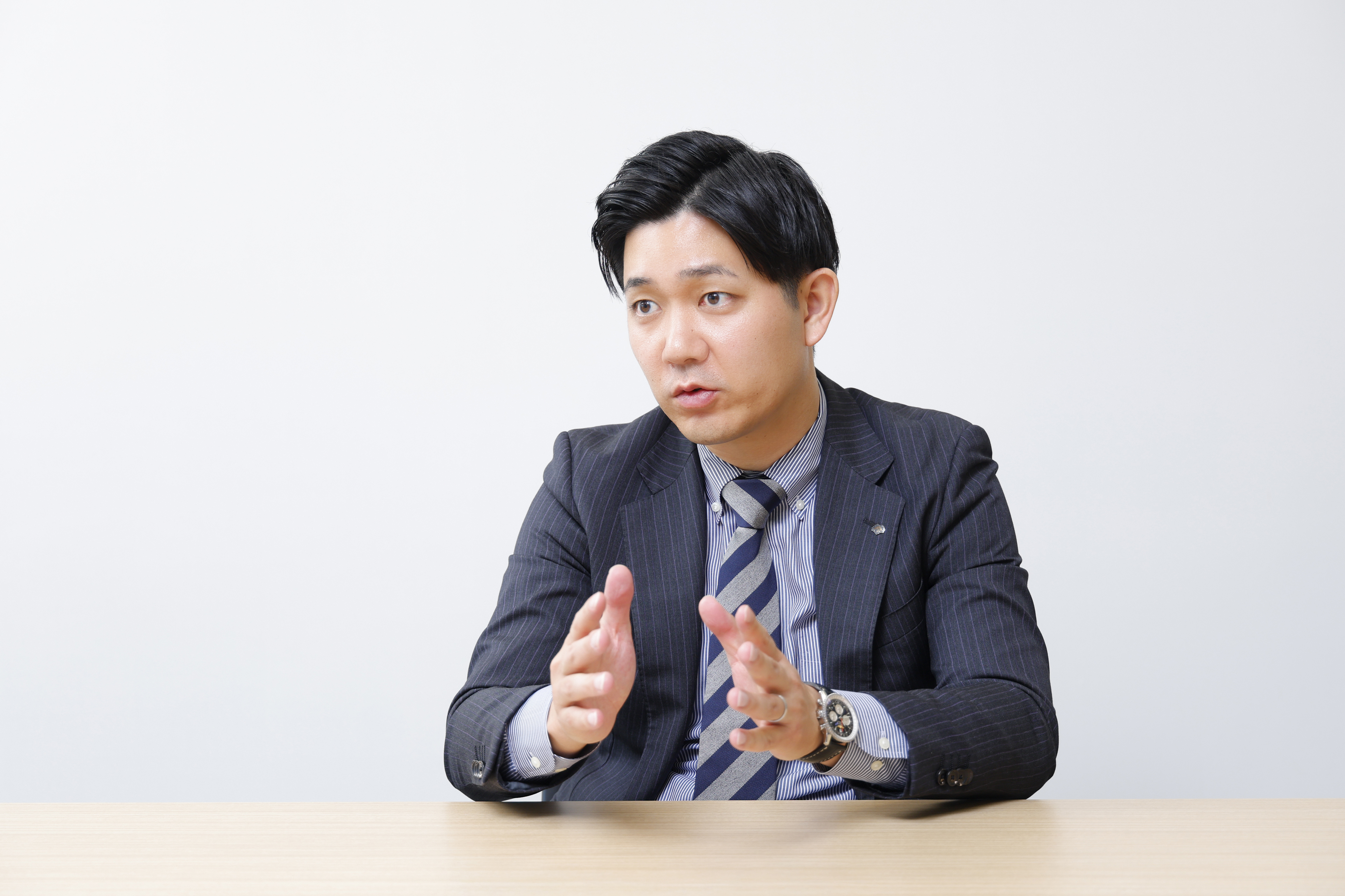 不動産投資の「第3の選択肢」　現物不動産やJ-REITでもない不動産STのメリットとリスクのイメージ