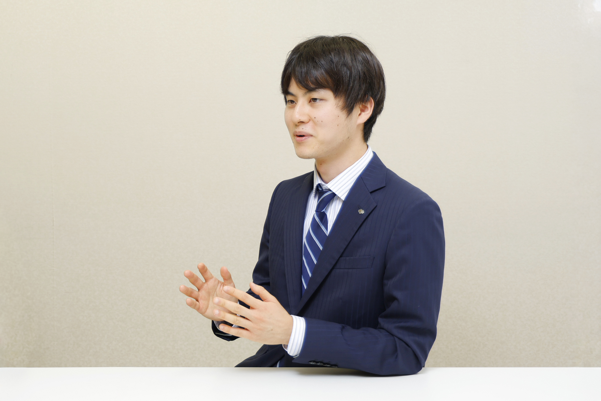 原油高のインバウンド関連株への影響は？　クオンツ×エコノミスト視点でわかった明暗　野村證券・西岡×伊藤のイメージ