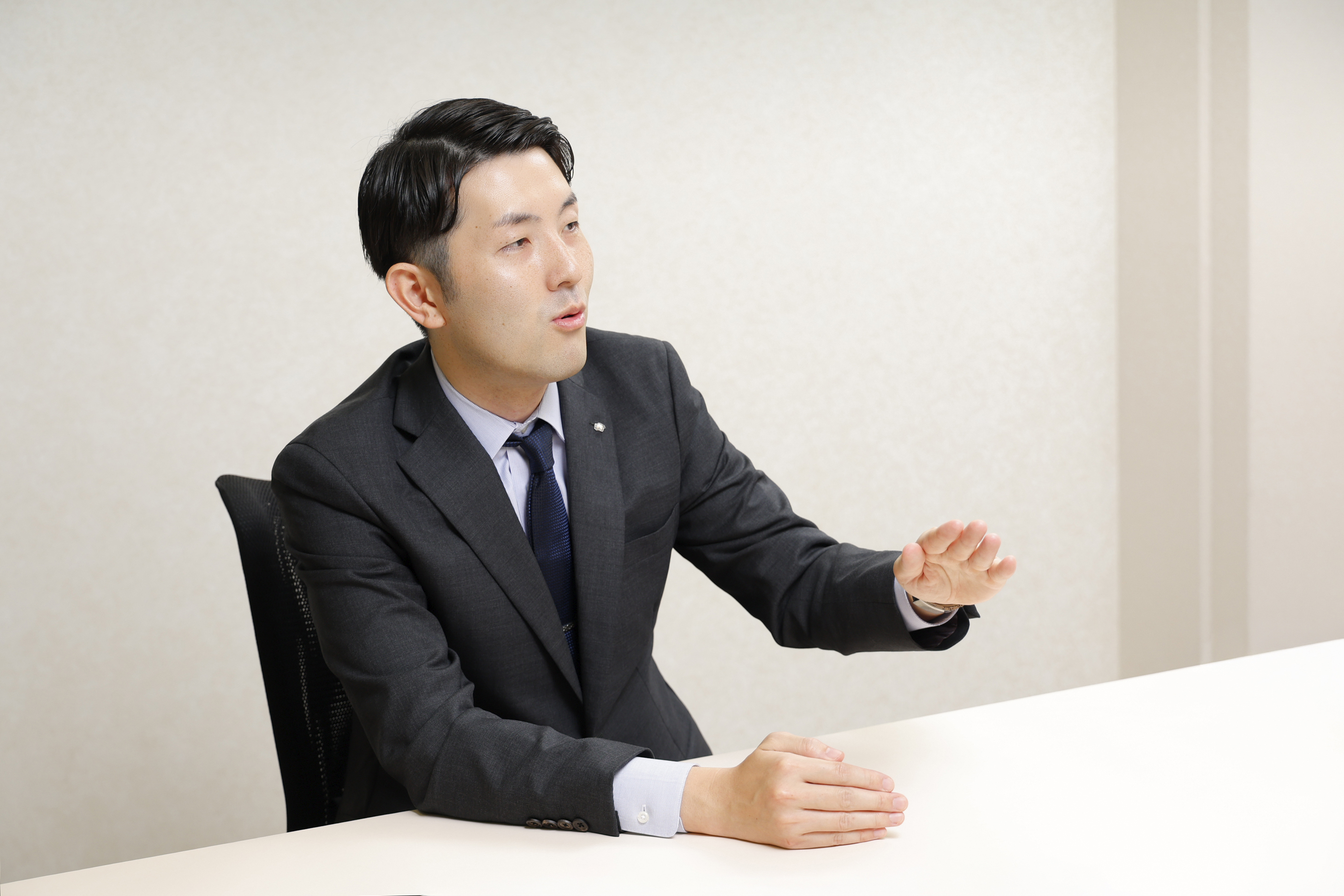 蓄電池はAI・半導体とESGをつなぐ重要パーツ　成長戦略で強まる経済安全保障の観点　野村證券・棚橋研悟のイメージ