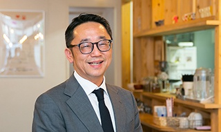 親子二代で不動産業にイノベーションを起こす。池田峰が格安食堂を運営する理由とはのイメージ